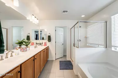 5742 W Illini Street, Phoenix, AZ 85043 - Photo 23