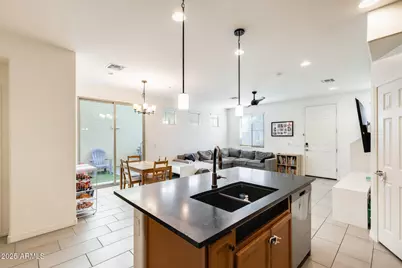 5742 W Illini Street, Phoenix, AZ 85043 - Photo 3