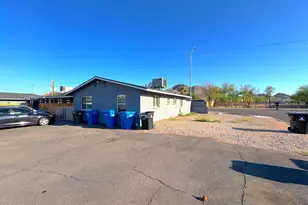 513 E Hatcher Rd, Phoenix, AZ 85020 - Photo 9