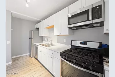 513 E Hatcher Road #3, Phoenix, AZ 85020 - Photo 3