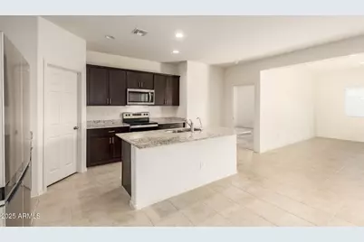 4839 S 111th Drive, Tolleson, AZ 85353 - Photo 11