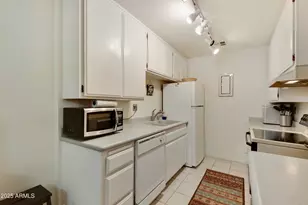 5525 E Thomas Rd, Phoenix, AZ 85018 - Photo 9