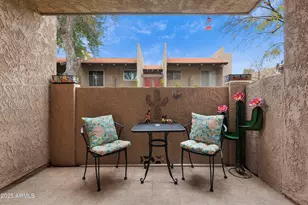 5525 E Thomas Rd, Phoenix, AZ 85018 - Photo 11