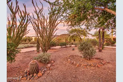 7143 E Highland Road, Cave Creek, AZ 85331 - Photo 73