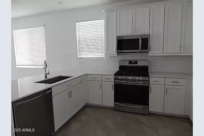 24914 N 171st Lane, Surprise, AZ 85387 - Photo 3