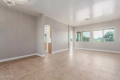 13681 W Holly Street, Goodyear, AZ 85395 - Photo 9