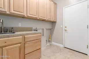 13681 W Holly St, Goodyear, AZ 85395 - Photo 31
