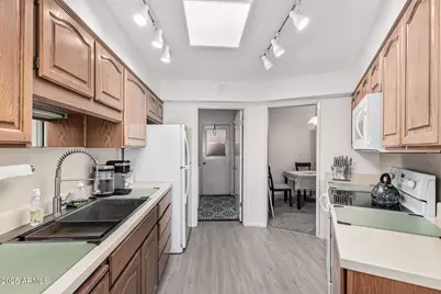 10973 W Coggins Drive, Sun City, AZ 85351 - Photo 15