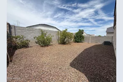 18470 W Faye Way, Wittmann, AZ 85361 - Photo 29