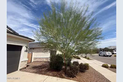 18470 W Faye Way, Wittmann, AZ 85361 - Photo 3