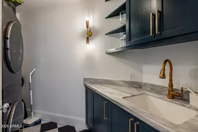 2211 E Camelback Road #902, Phoenix, AZ 85016 - Photo 37