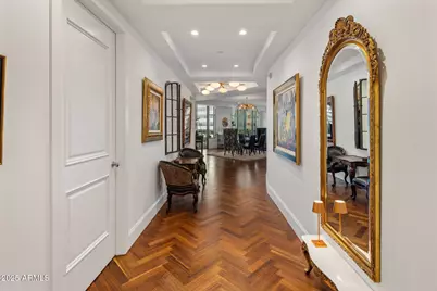 2211 E Camelback Road #902, Phoenix, AZ 85016 - Photo 3