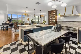 2211 E Camelback Rd, Phoenix, AZ 85016 - Photo 15