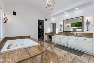 4725 N Launfal Ave, Phoenix, AZ 85018 - Photo 9