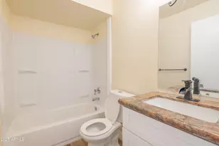 4864 W Rose Ln, Glendale, AZ 85301 - Photo 15