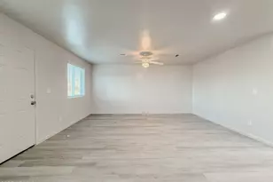 2121 W Adams St, Phoenix, AZ 85009 - Photo 11