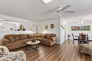 10448 W Tropicana Cir, Sun City, AZ 85351 - Photo 15