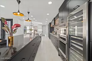 3800 E Lincoln Dr, Phoenix, AZ 85018 - Photo 17