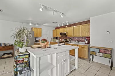 8931 W Villa Rita Drive, Peoria, AZ 85382 - Photo 11