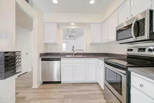 5134 E Edgemont Ave, Phoenix, AZ 85008 - Photo 11