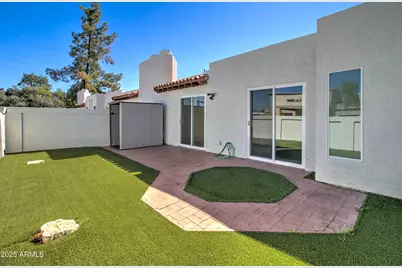 5134 E Edgemont Avenue, Phoenix, AZ 85008 - Photo 1