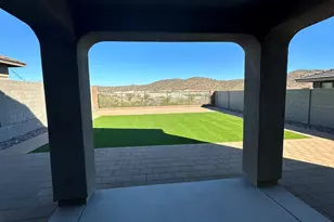 13330 W Eagle Feather Rd, Peoria, AZ 85383 - Photo 11