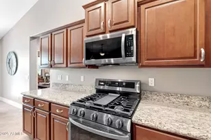 14395 W Port Royale Ln, Surprise, AZ 85379 - Photo 21