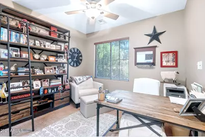 14395 W Port Royale Lane, Surprise, AZ 85379 - Photo 37