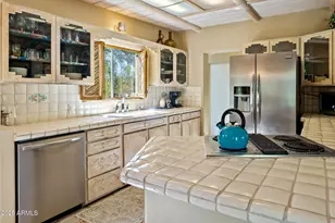 37605 N Hidden Valley Dr, Cave Creek, AZ 85331 - Photo 9