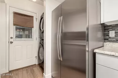 3136 N 38th Street #10, Phoenix, AZ 85018 - Photo 23