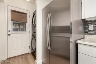 3136 N 38th St, Phoenix, AZ 85018 - Photo 23