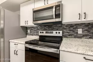 3136 N 38th St, Phoenix, AZ 85018 - Photo 21