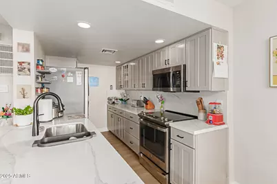 13233 N 3rd Place #13B, Phoenix, AZ 85022 - Photo 13