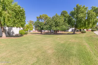 13233 N 3rd Place #13B, Phoenix, AZ 85022 - Photo 33