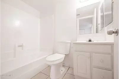 2802 N 43rd Avenue #B, Phoenix, AZ 85009 - Photo 15