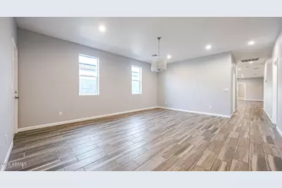 913 E Fremont Road #1, Phoenix, AZ 85042 - Photo 9