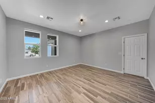 913 E Fremont Rd, Phoenix, AZ 85042 - Photo 47