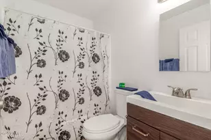 1346 E Mountain View Rd, Phoenix, AZ 85020 - Photo 17