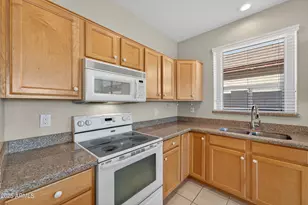 17731 N Becke Ln, Surprise, AZ 85374 - Photo 15