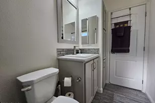 650 N Hawes Rd, Mesa, AZ 85207 - Photo 19