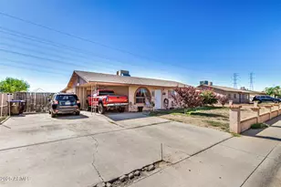 8419 W Las Palmaritas Dr, Peoria, AZ 85345 - Photo 3