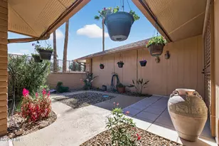 21610 N Sunglow Dr, Sun City West, AZ 85375 - Photo 7
