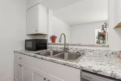 1346 E Mountain View Road #207, Phoenix, AZ 85020 - Photo 19