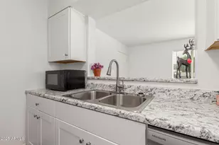 1346 E Mountain View Rd, Phoenix, AZ 85020 - Photo 19