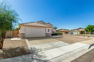 2283 E Torrey Pines Pl, Chandler, AZ 85249 - Photo 3