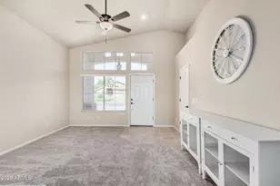 2283 E Torrey Pines Pl, Chandler, AZ 85249 - Photo 9