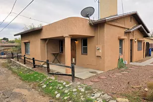 687 W Navajo St, Wickenburg, AZ 85390 - Photo 3