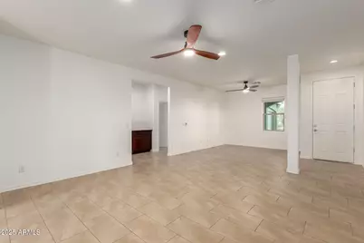 813 W Love Road, San Tan Valley, AZ 85143 - Photo 9