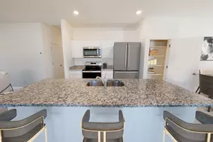 9831 W Albeniz Pl, Tolleson, AZ 85353 - Photo 11