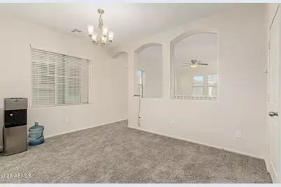 2044 N 77th Lane, Phoenix, AZ 85035 - Photo 9